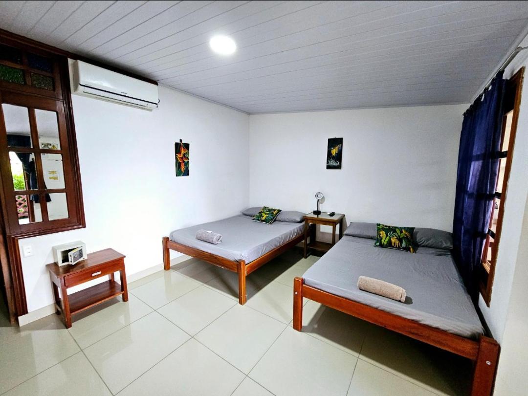 Kanaq Hotel Tours Летисия Экстерьер фото