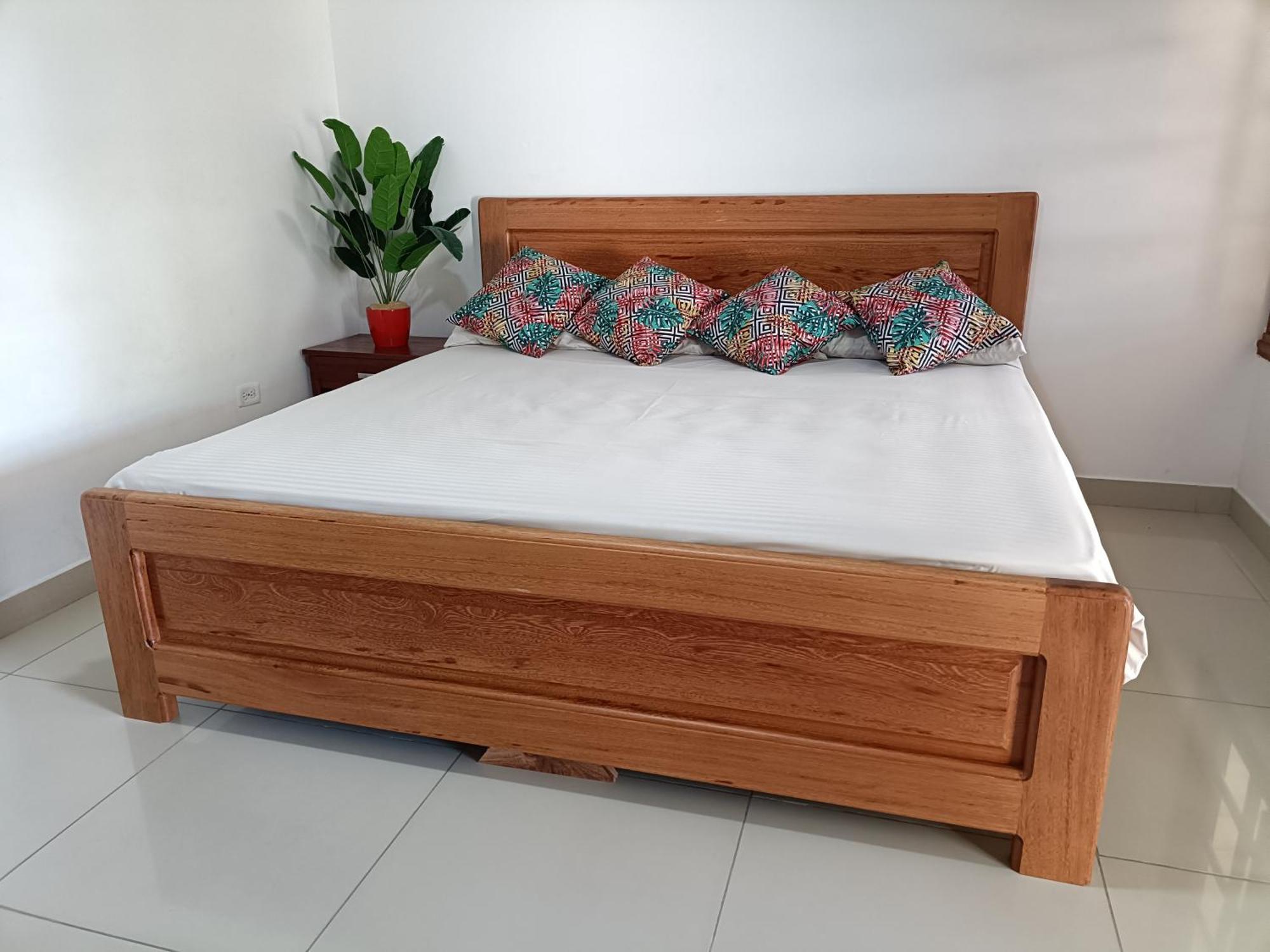 Kanaq Hotel Tours Летисия Экстерьер фото